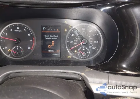 2021 Kia K5 Lxs z USA, uszkodzony, nr VIN 5XXG14J26MG004528